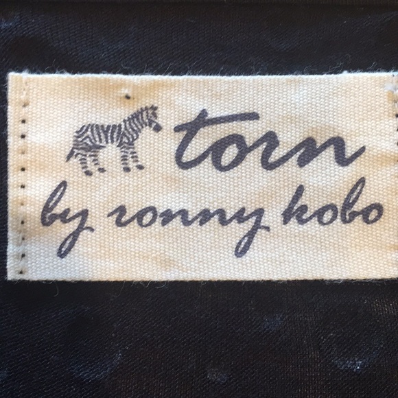 Top - Picture 6 of 7